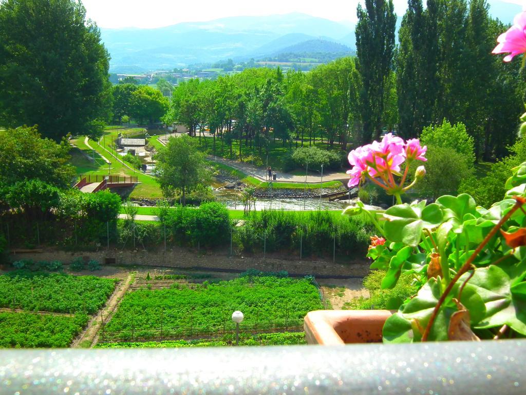 Bed and Breakfast Casa Catharina La Seu d'Urgell Zimmer foto