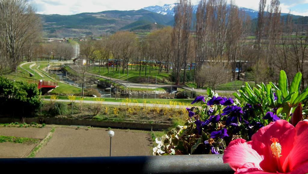 Bed and Breakfast Casa Catharina La Seu d'Urgell Exterior foto