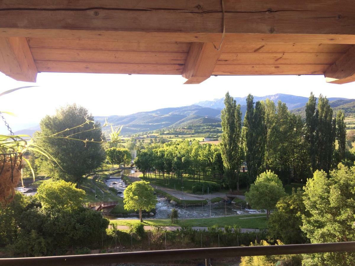 Bed and Breakfast Casa Catharina La Seu d'Urgell Exterior foto